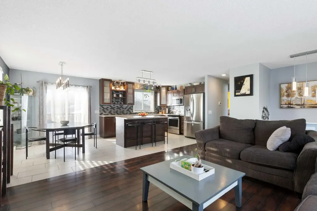172 Rundlefield Crescent NE Calgary AB T1Y 2V5