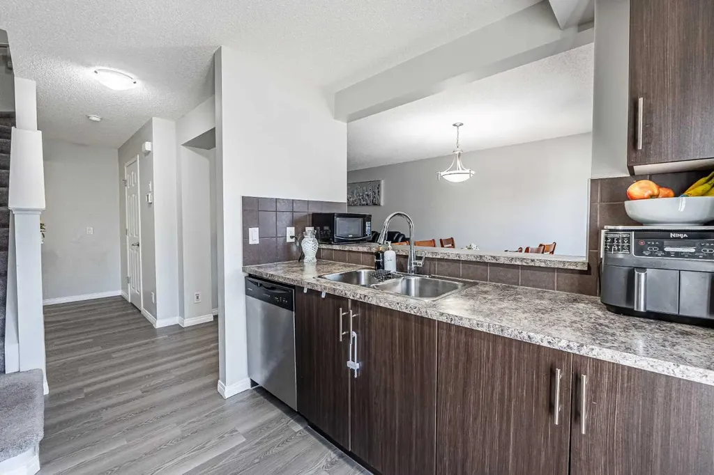 24 Cityscape Avenue NE Calgary AB T3N 0P9