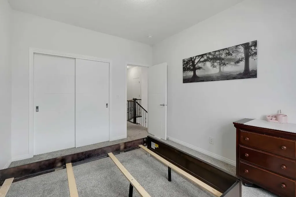 17 Yorkstone Way SW Calgary AB T2X 4K6