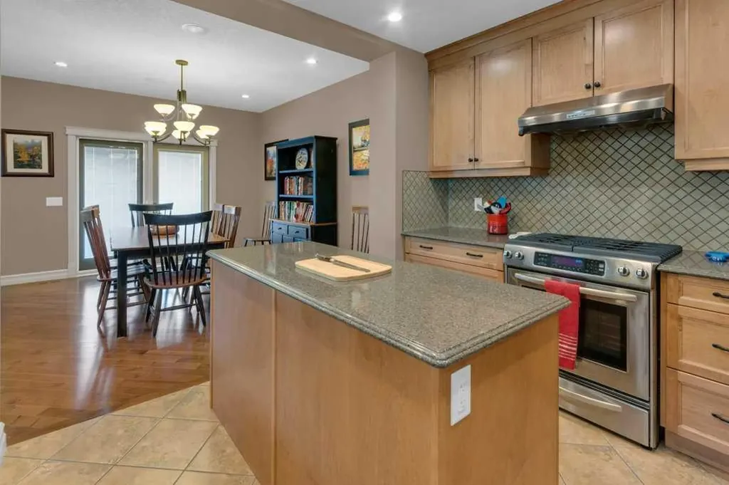 44 Mahogany Rise SE Calgary AB T3M 0X3