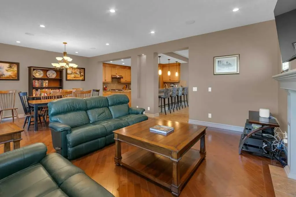 44 Mahogany Rise SE Calgary AB T3M 0X3