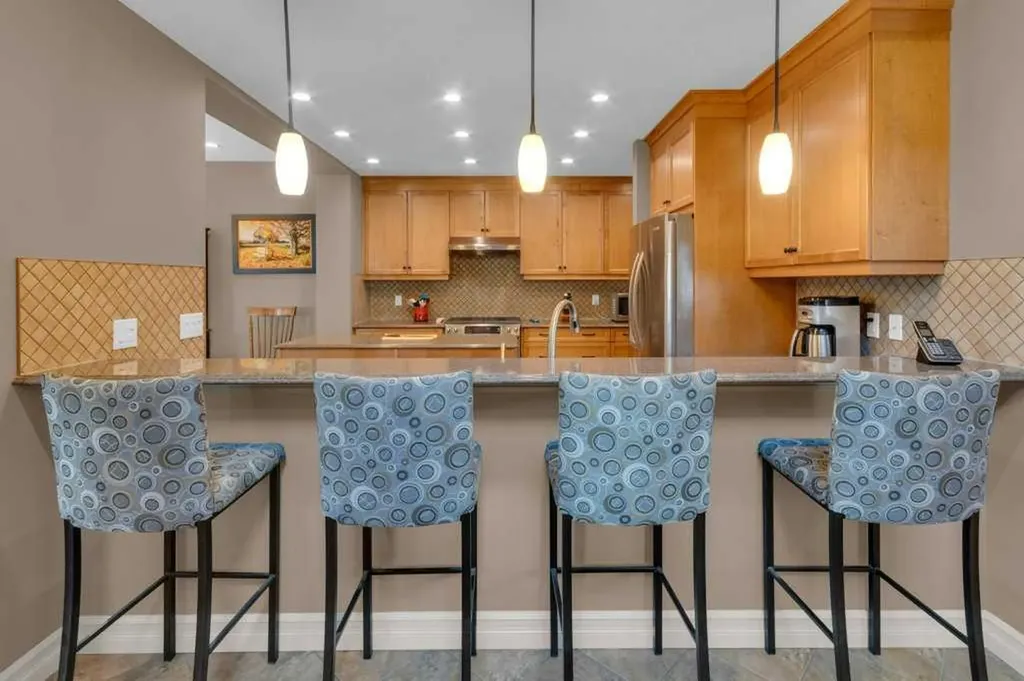 44 Mahogany Rise SE Calgary AB T3M 0X3