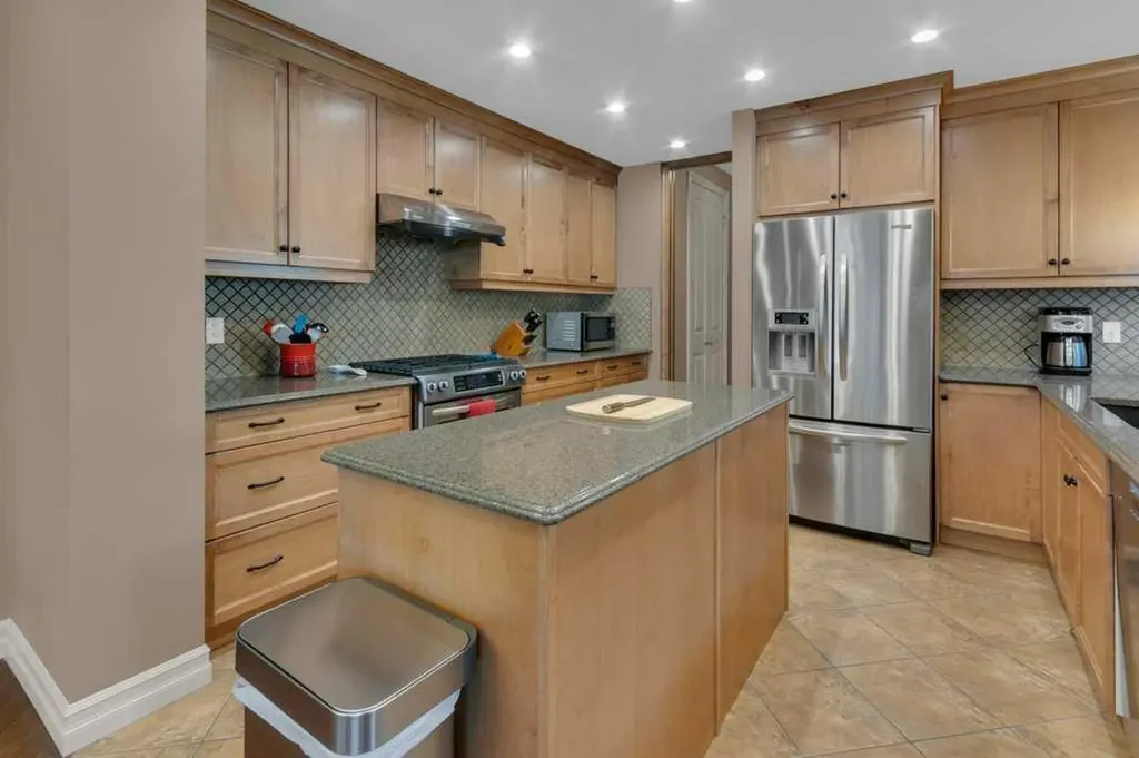 44 Mahogany Rise SE Calgary AB T3M 0X3