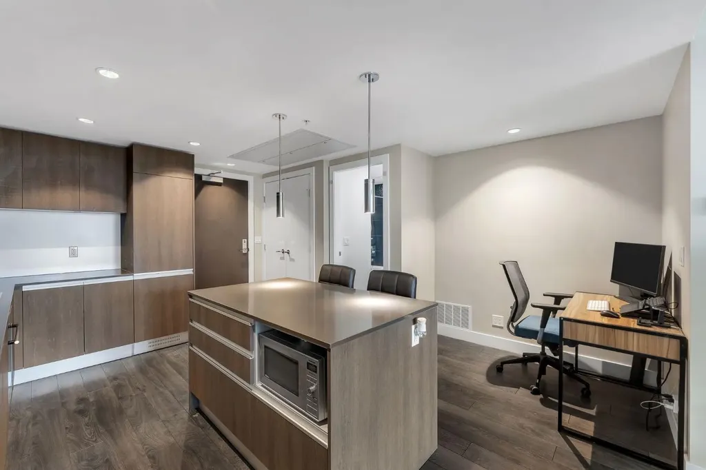1188 3 Street SE Calgary AB T2G1H8
