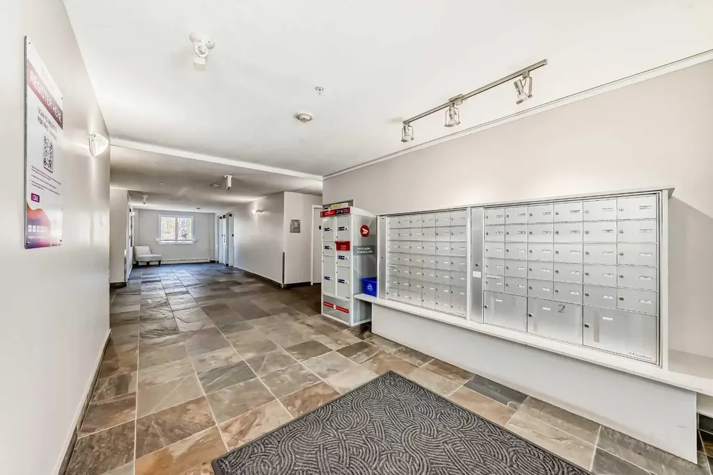 31 Country Village Manor NE Calgary AB T3K 0T3