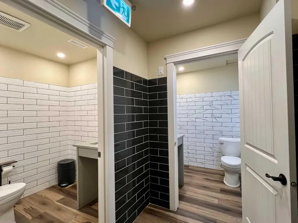 923 6 Avenue SW Calgary AB T2P 0V7