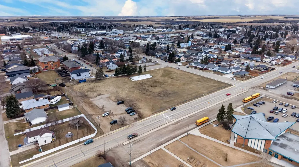 2134 22 Street Didsbury AB T0M0W0