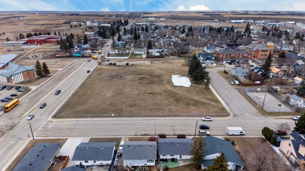 2134 22 Street Didsbury AB T0M0W0