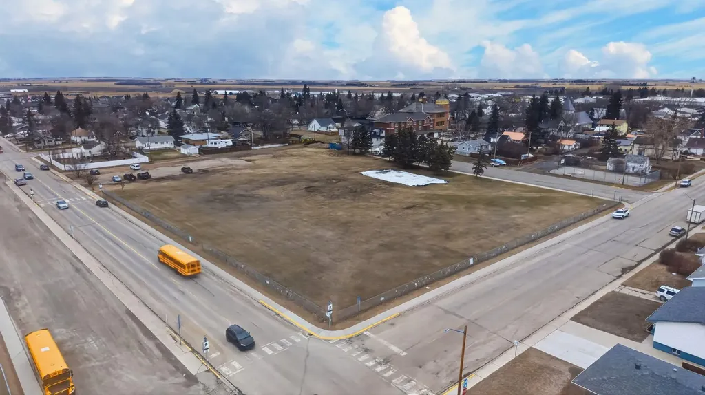 2134 22 Street Didsbury AB T0M0W0