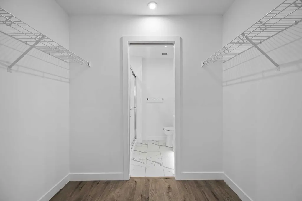 8370 Broadcast Avenue SW Calgary AB T3H 6L3