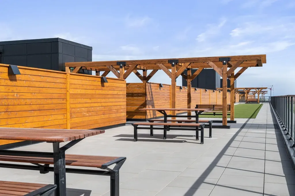 8370 Broadcast Avenue SW Calgary AB T3H 6L3
