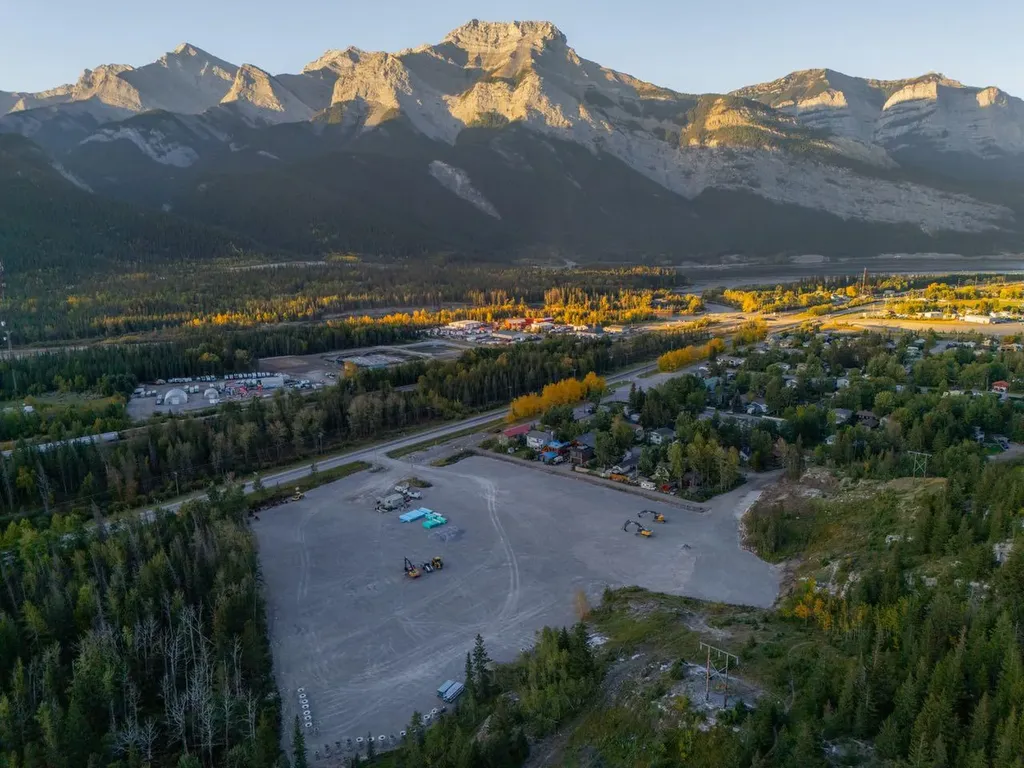 9 Yamnuska Place Exshaw AB T0L2C0