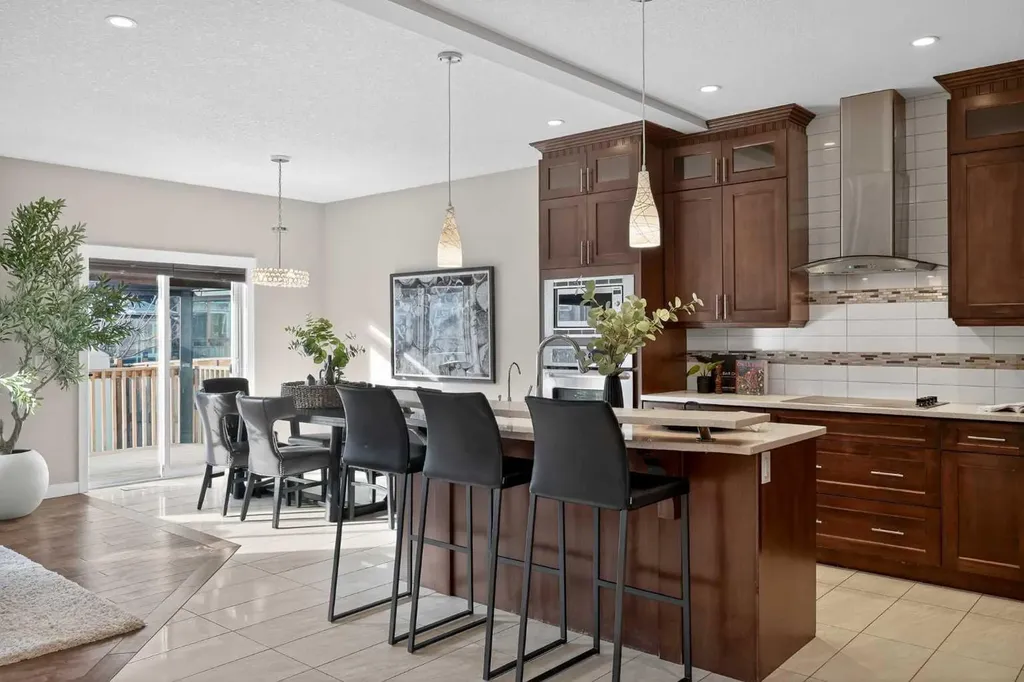 26 Sage Meadows Way NW Calgary AB T3P 0E7