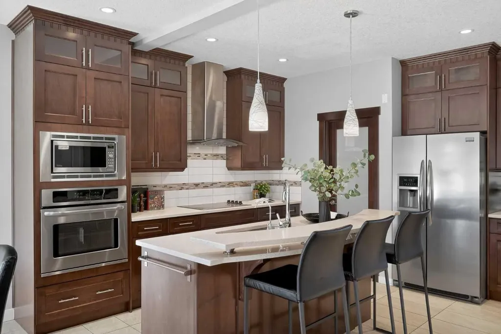 26 Sage Meadows Way NW Calgary AB T3P 0E7