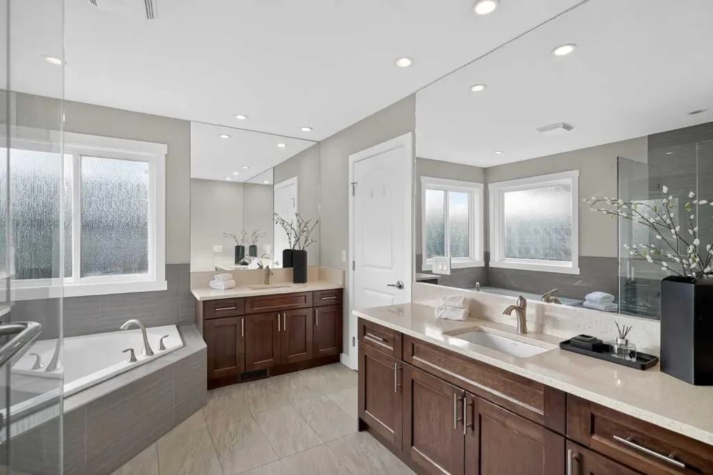 26 Sage Meadows Way NW Calgary AB T3P 0E7