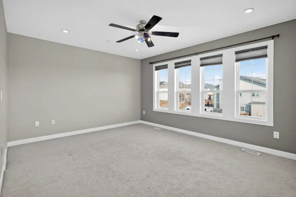 26 Sage Meadows Way NW Calgary AB T3P 0E7