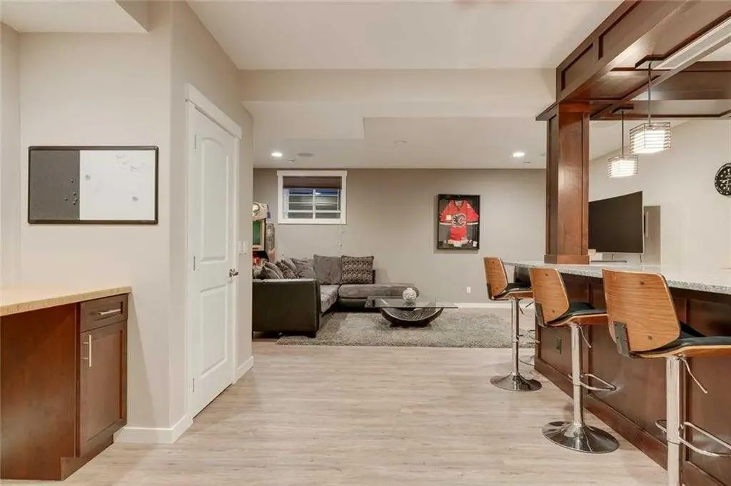 26 Sage Meadows Way NW Calgary AB T3P 0E7