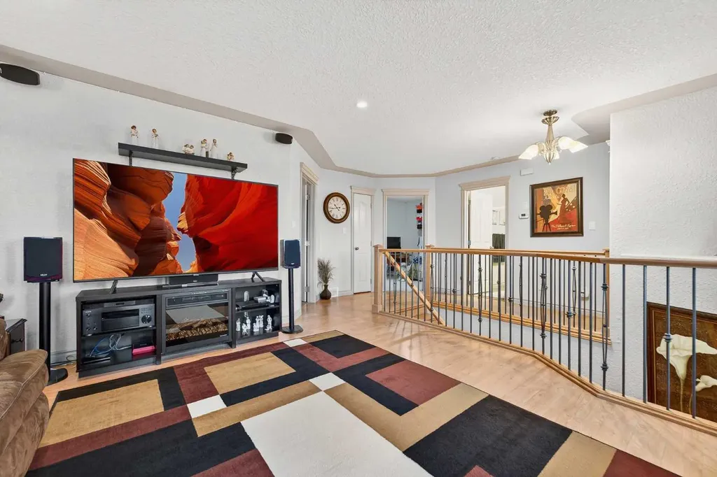 388 Grizzly Crescent N Lethbridge AB T1H 4E6