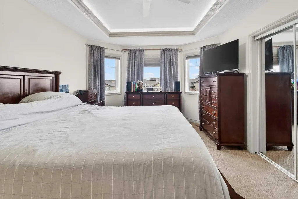 388 Grizzly Crescent N Lethbridge AB T1H 4E6