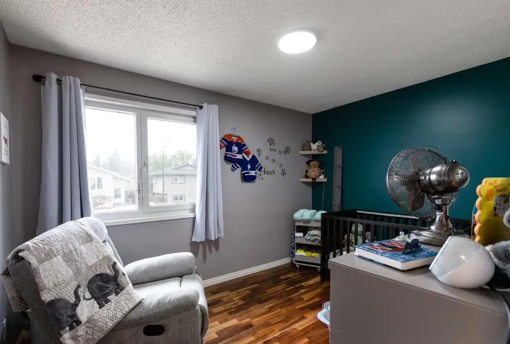 62 Rupert Crescent Red Deer AB T4P 2Z1