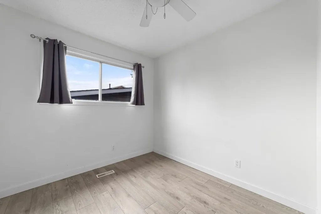 4303A 65 Street Camrose AB T4V3M5