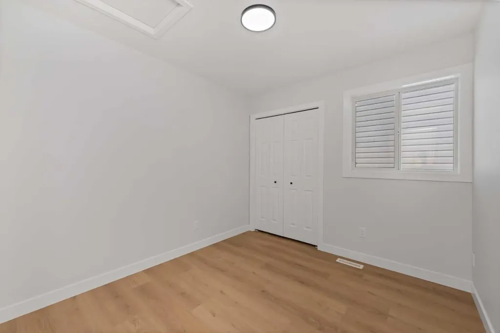 207 Coral Springs Circle NE Calgary AB t3j 3p7