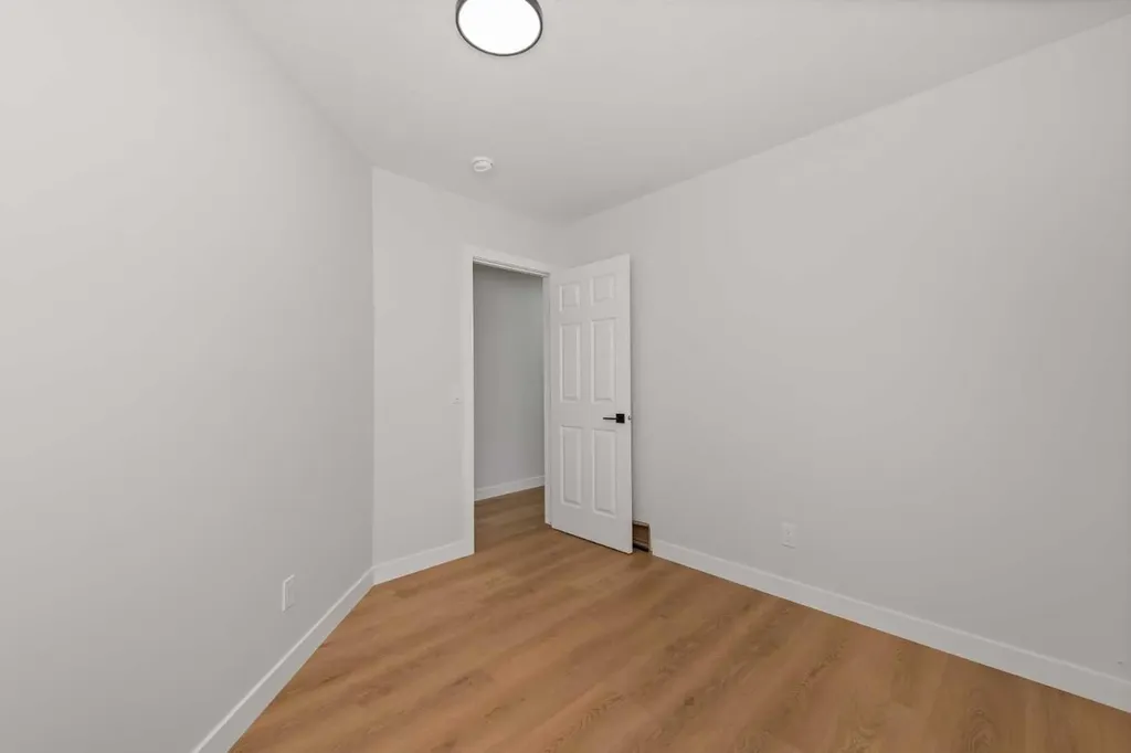 207 Coral Springs Circle NE Calgary AB t3j 3p7
