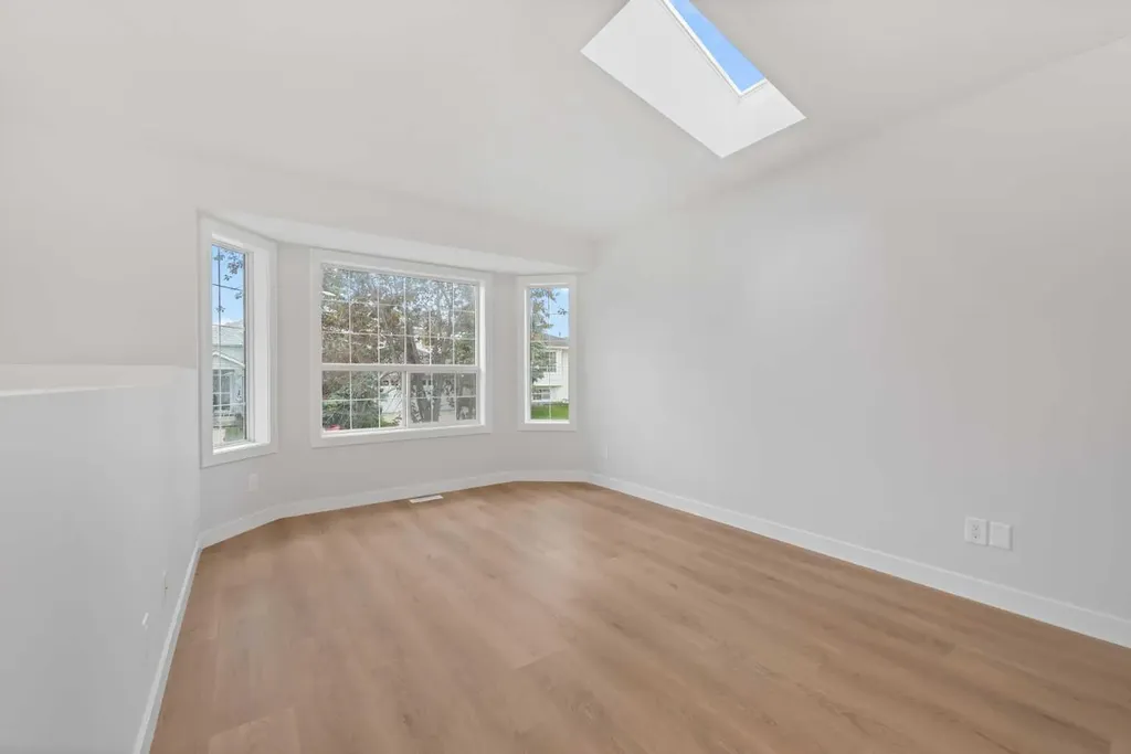 207 Coral Springs Circle NE Calgary AB t3j 3p7