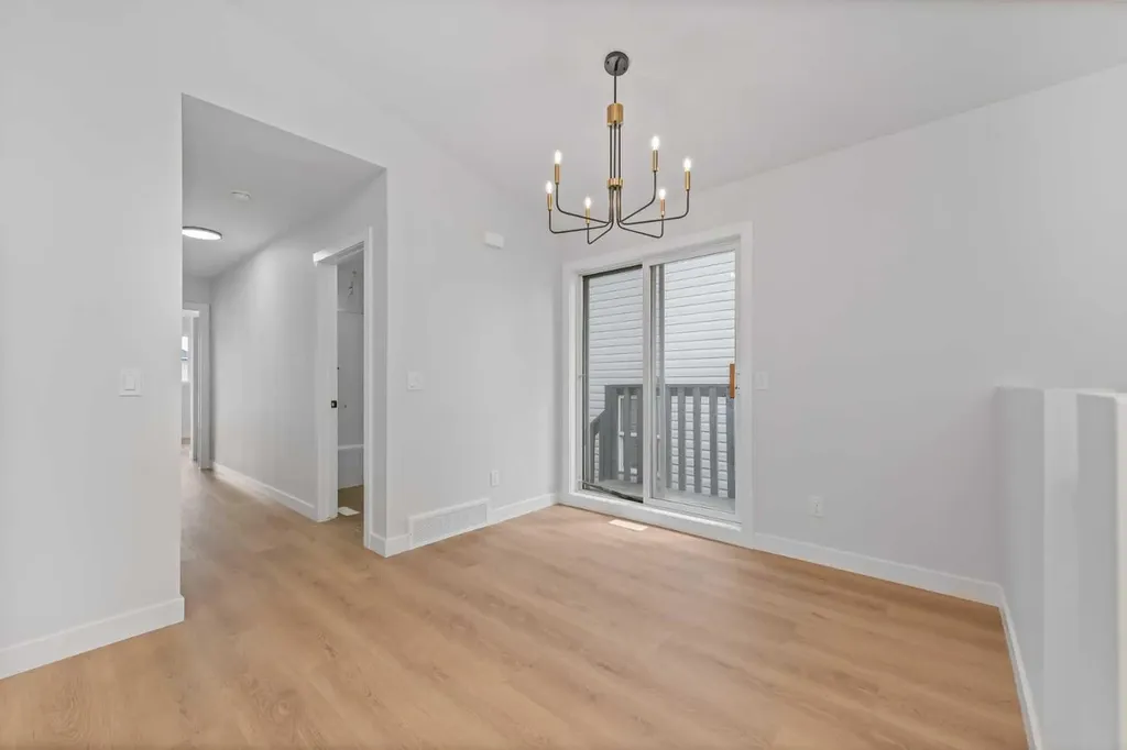 207 Coral Springs Circle NE Calgary AB t3j 3p7