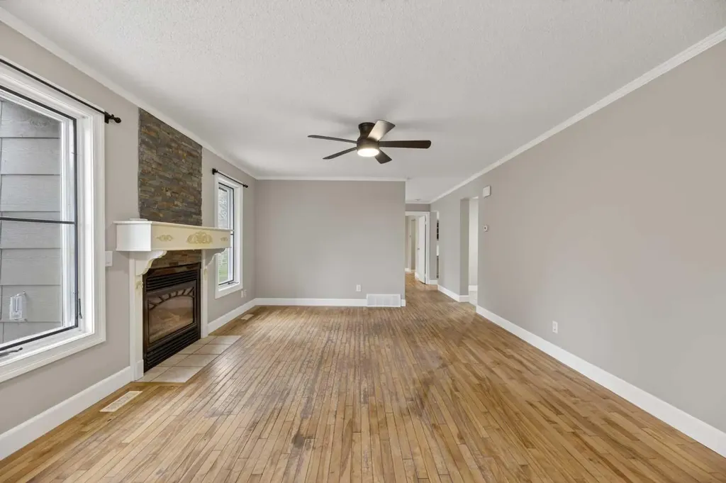 30338 Range Road 282 Rural Mountain View County AB T0M0N0