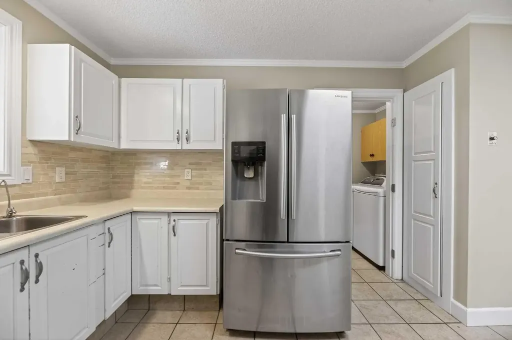 30338 Range Road 282 Rural Mountain View County AB T0M0N0