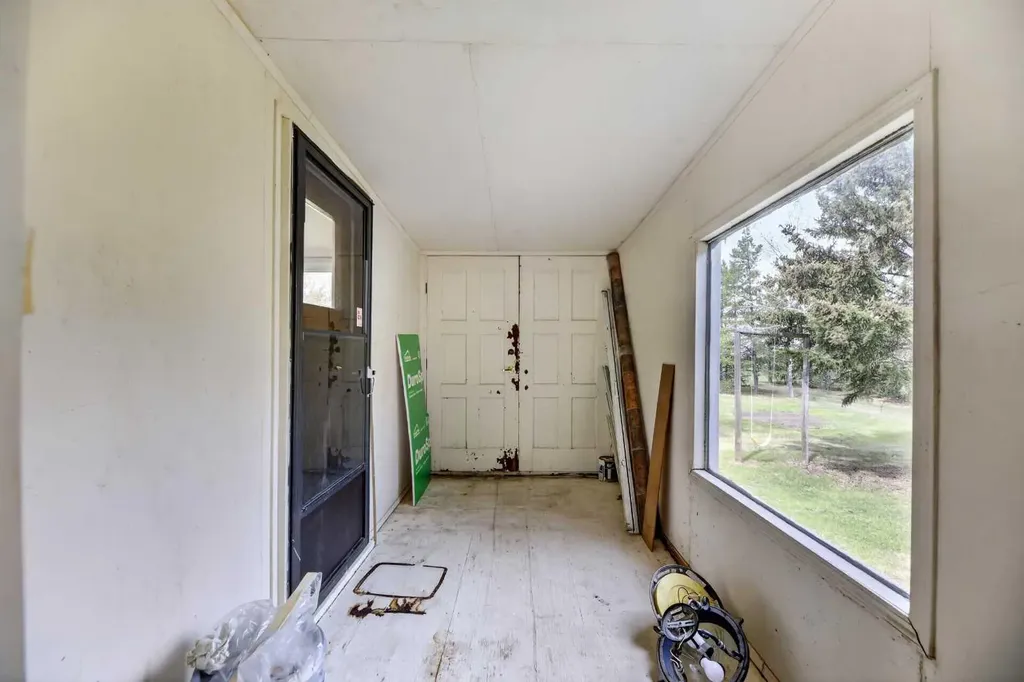 30338 Range Road 282 Rural Mountain View County AB T0M0N0