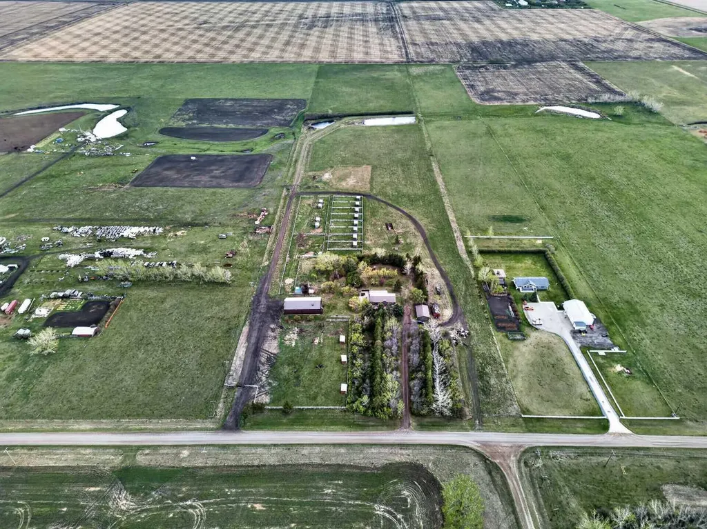 30338 Range Road 282 Rural Mountain View County AB T0M0N0
