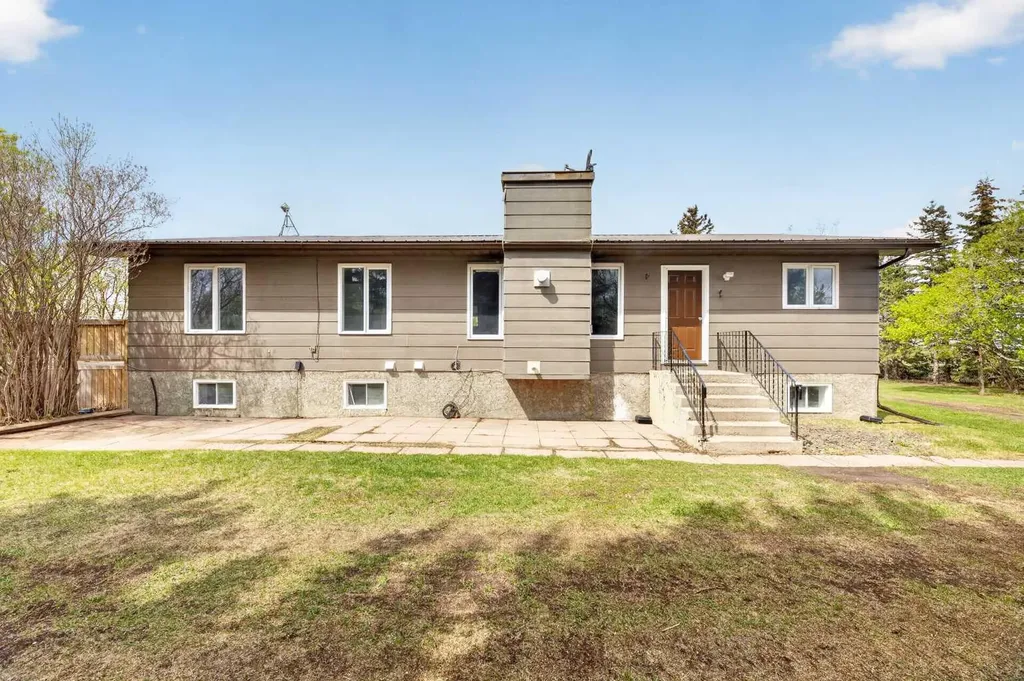 30338 Range Road 282 Rural Mountain View County AB T0M0N0