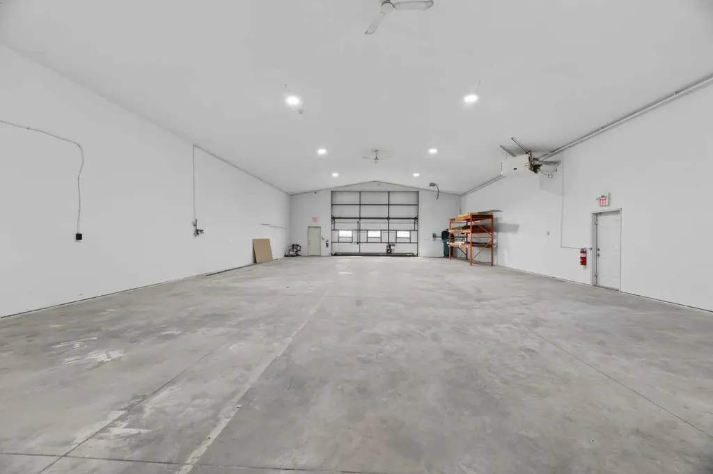 30338 Range Road 282 Rural Mountain View County AB T0M0N0