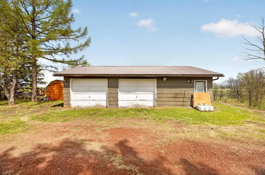 30338 Range Road 282 Rural Mountain View County AB T0M0N0