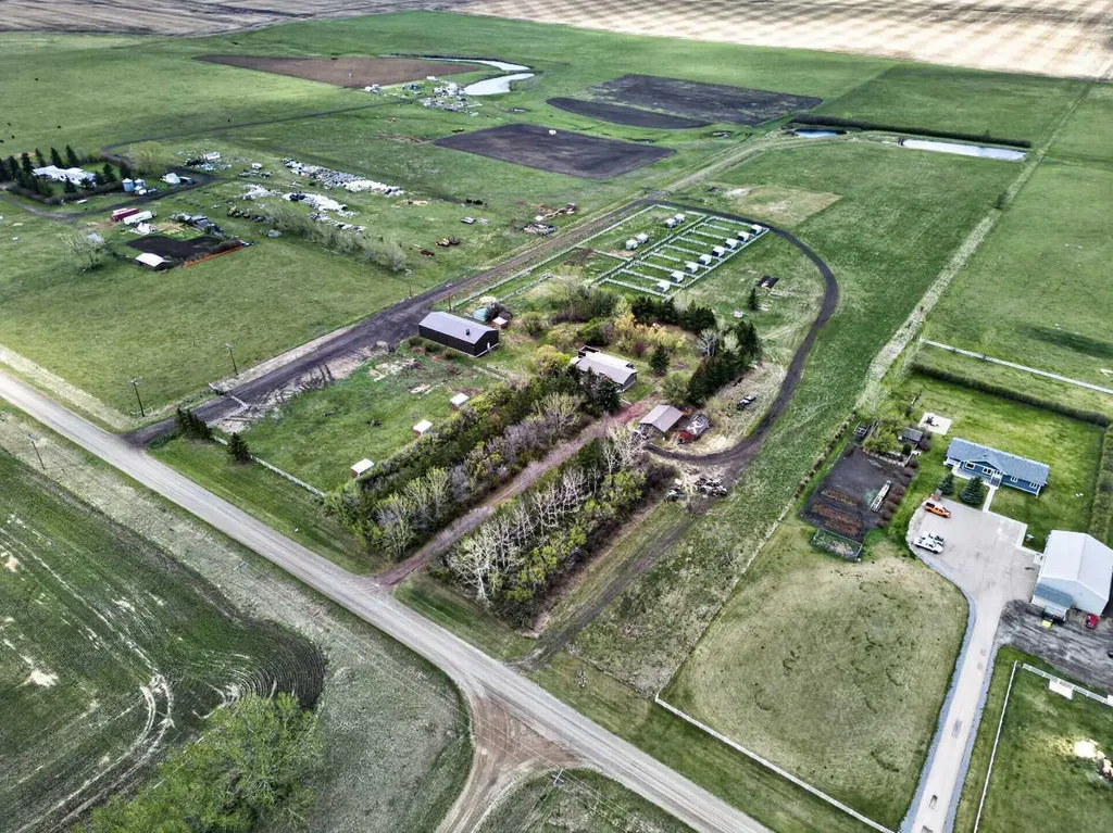 30338 Range Road 282 Rural Mountain View County AB T0M0N0