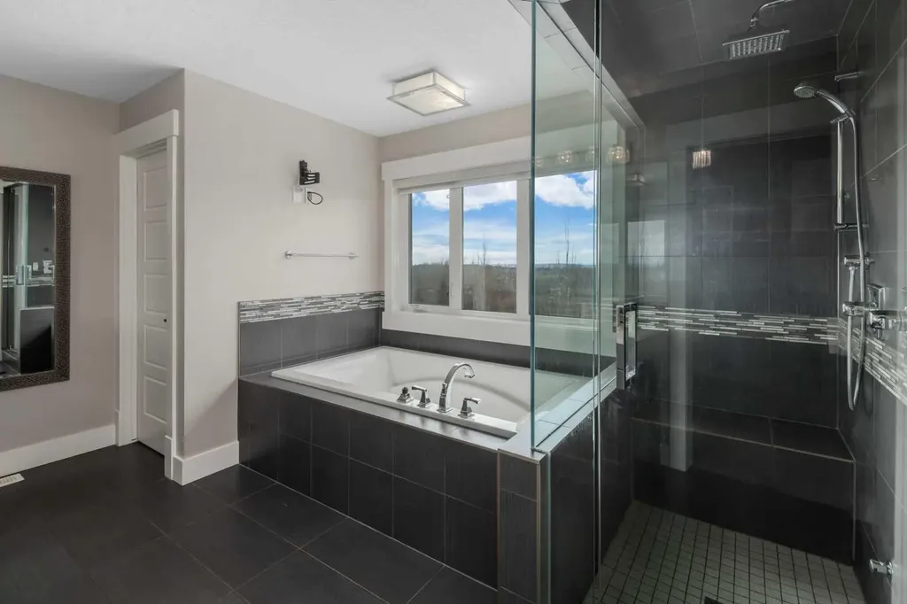 45 Rockcliff Heights NW Calgary AB T3G 0C7