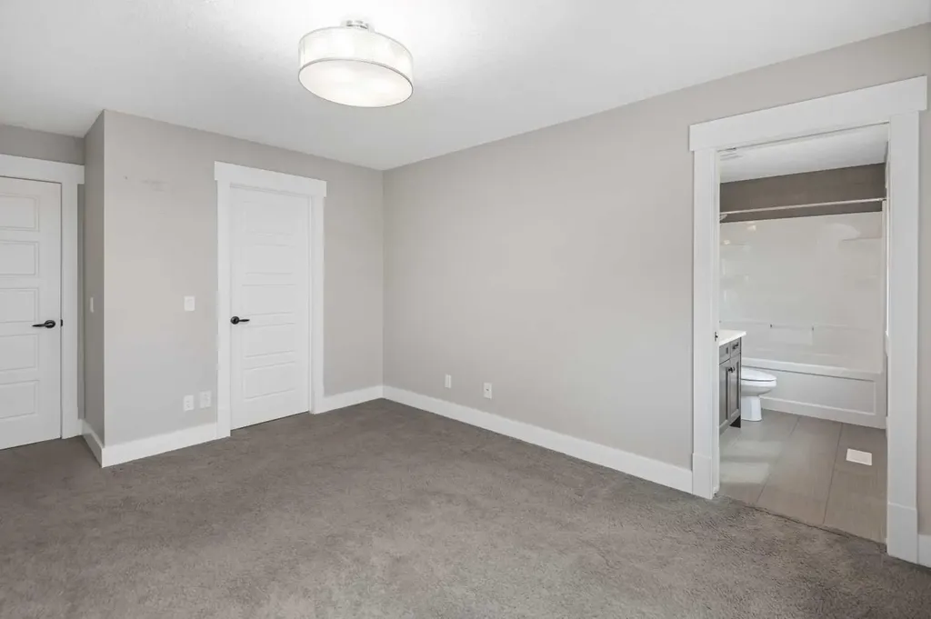 45 Rockcliff Heights NW Calgary AB T3G 0C7
