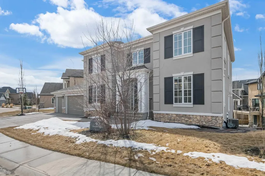 45 Rockcliff Heights NW Calgary AB T3G 0C7