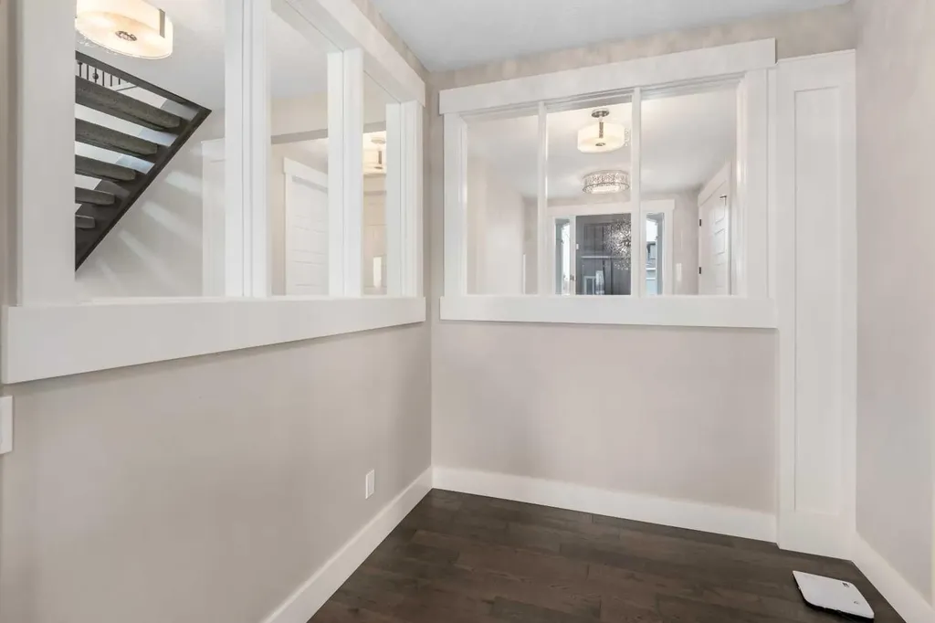 45 Rockcliff Heights NW Calgary AB T3G 0C7