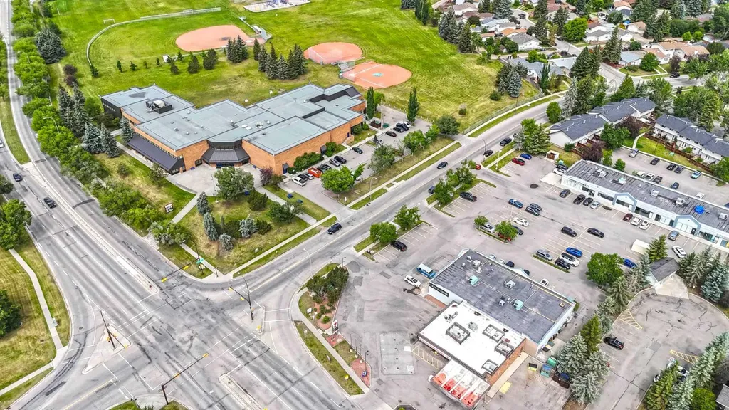 2022 Canyon Meadows Drive SE Calgary AB T2J 7H1