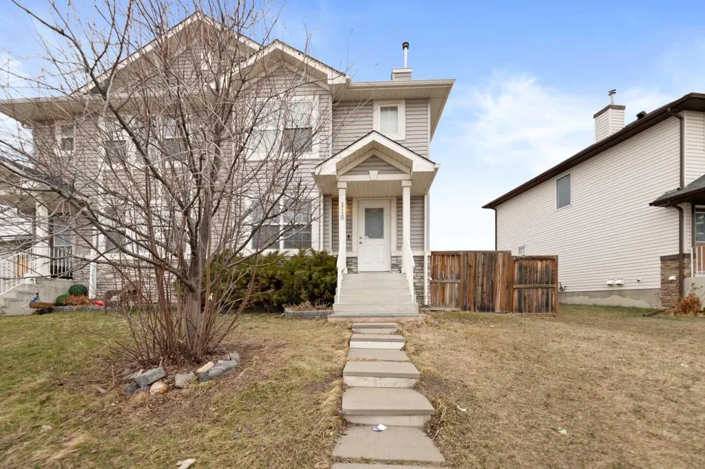 116 Saddlebrook Common NE Calgary AB T3J 5M4
