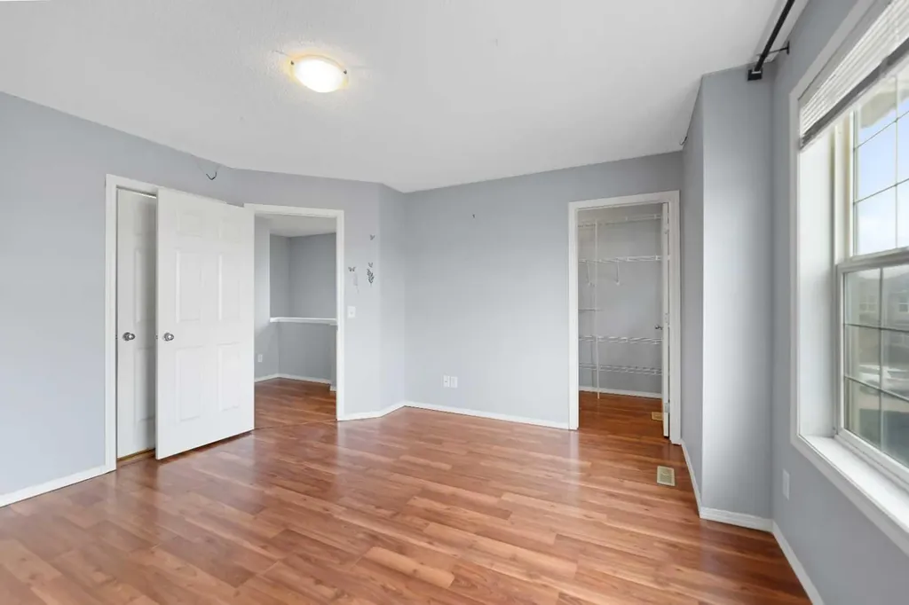 116 Saddlebrook Common NE Calgary AB T3J 5M4