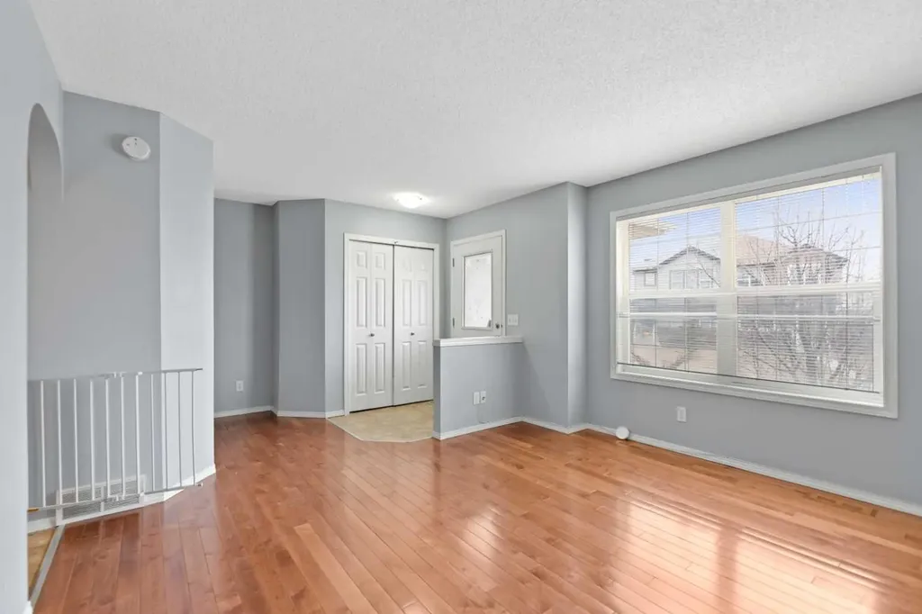 116 Saddlebrook Common NE Calgary AB T3J 5M4