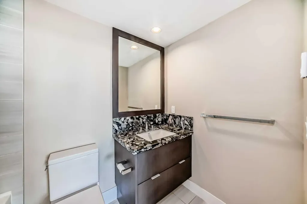 560 6 Avenue SE Calgary AB T2G 1K5