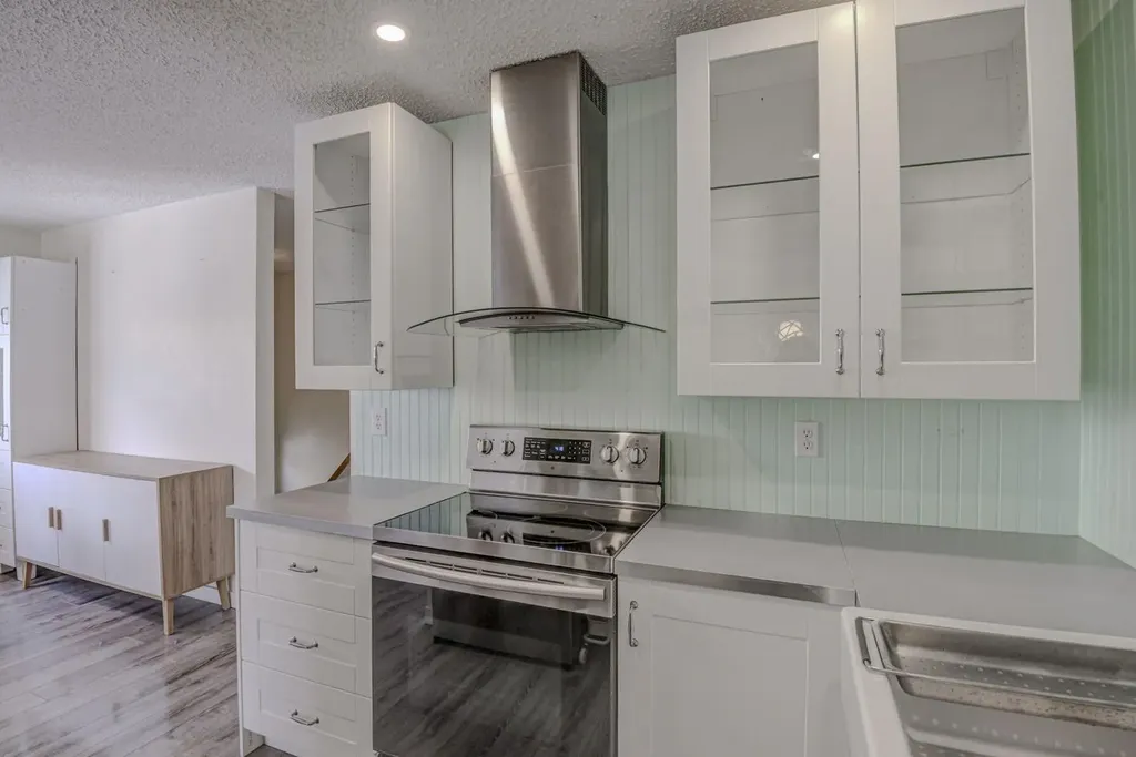 8408 Berkley Road NW Calgary AB T3K 1B4