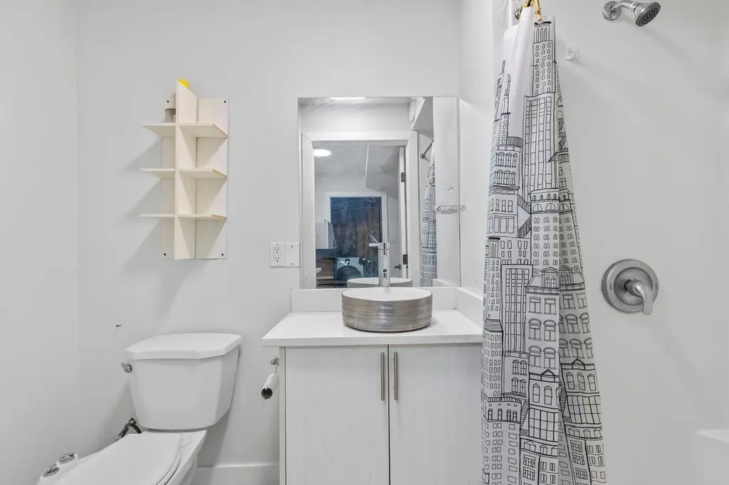 13 Martindale Boulevard NE Calgary AB t3j2t8