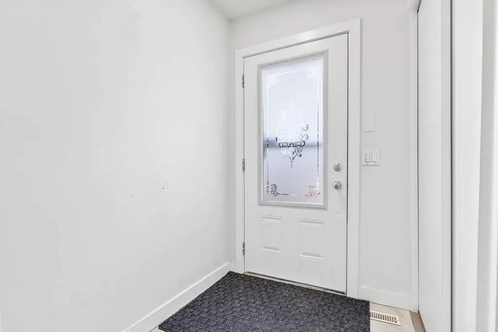 13 Martindale Boulevard NE Calgary AB t3j2t8