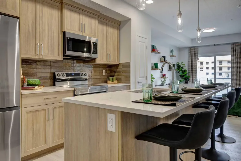 9400 Blackfoot Trail SE Calgary AB T2J 0T2